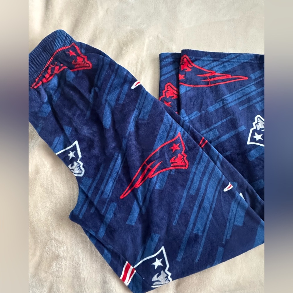 NFL Team Patriots fuzzy Pajama Pants. EUC.